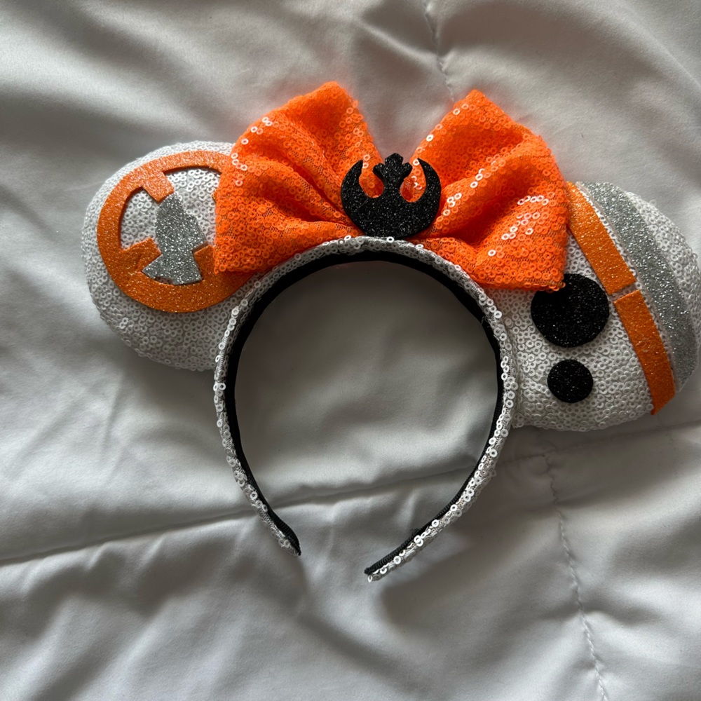 Bb8 ears